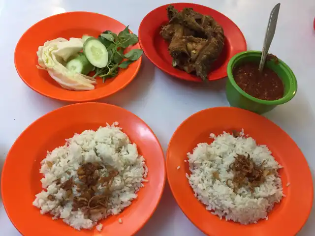 Gambar Makanan Nasi Uduk Pak Jhon 9