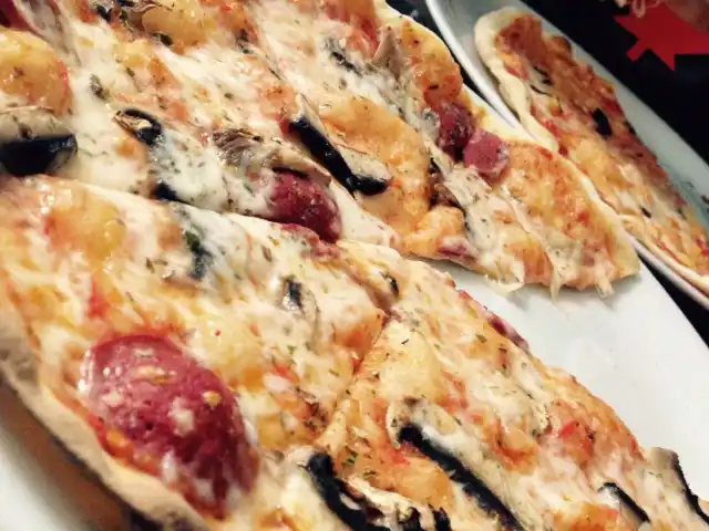 Olea Pizzeria'nin yemek ve ambiyans fotoğrafları 77