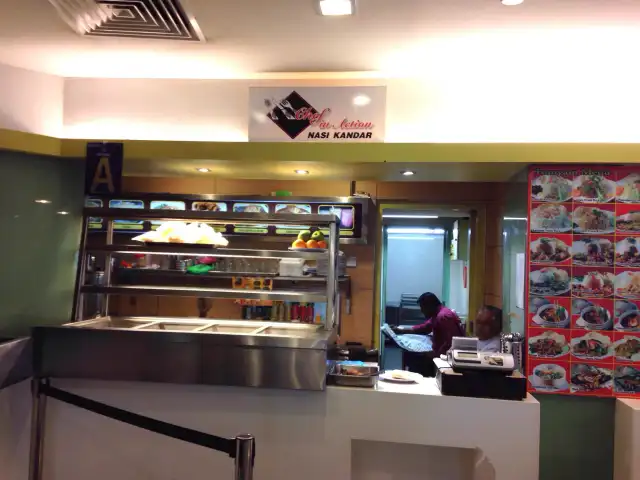 Chef In Action - MBC Food Court Food Photo 2