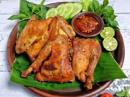 Pecel Ayam Madura Ibu Sofia, Kelapa Sawit