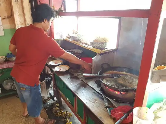 Tahu Kupat Sido Mampir