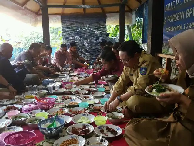 Gambar Makanan RM. Khas Ayam Rarang 9