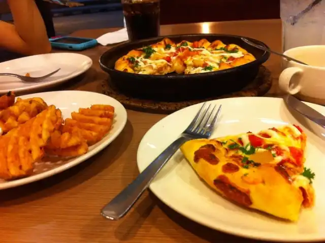 Pizza Hut Food Photo 4