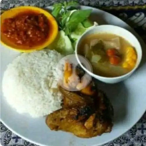 Gambar Makanan Pecel Ayam & Ayam Bakar Bunda Allysa, Setiabudi 1