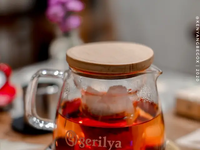 Gambar Makanan Gerilya Coffee and Roastery 3