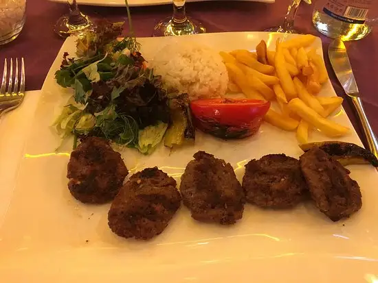 Zamos Cafe & Restaurant'nin yemek ve ambiyans fotoğrafları 12