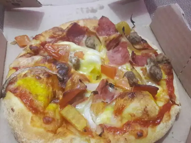 Gambar Makanan Domino's Pizza 13