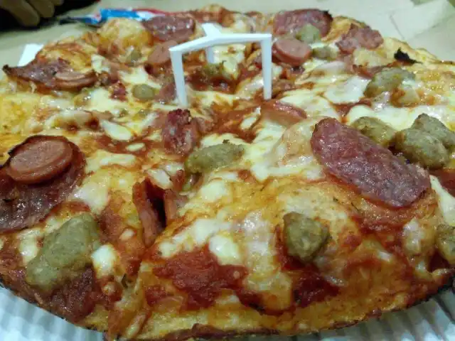 Gambar Makanan Domino's Pizza 15