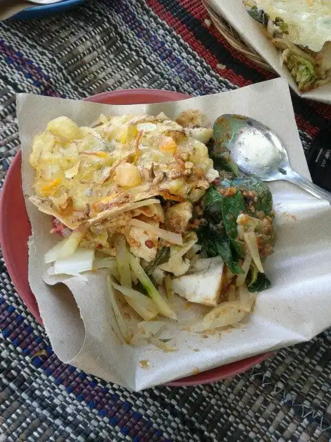 Gambar Makanan Kuliner GOR Satria Purwokerto 4