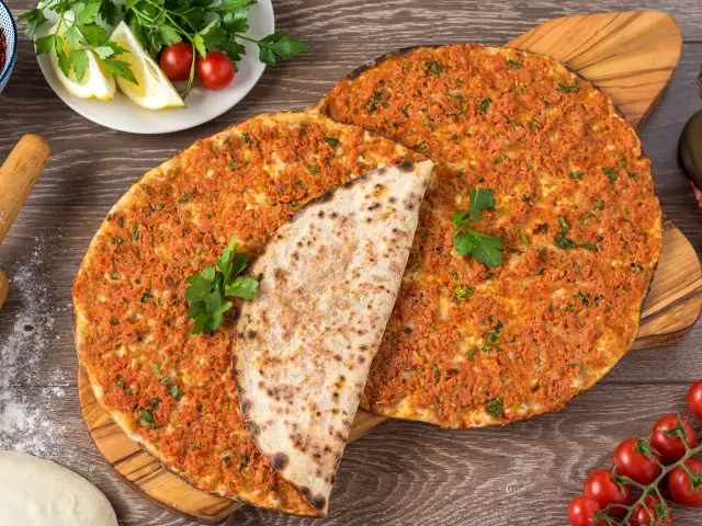 Kadıoğlu Pide & Börek & Lahmacun