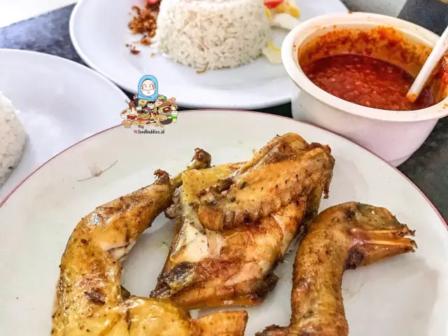 Gambar Makanan Ayam Goreng Berkah 10