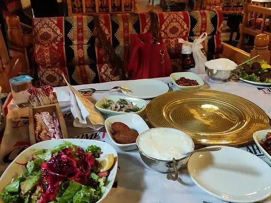 Ciğerci Aziz Usta'nin yemek ve ambiyans fotoğrafları 21