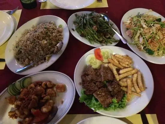 Gambar Makanan Restaurant Puri Bali Indah 14