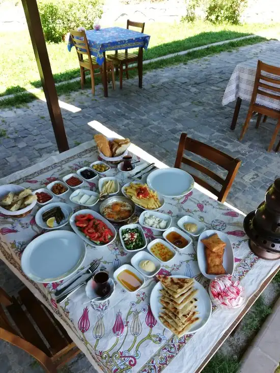Altınköy Katırcılar Konağı'nin yemek ve ambiyans fotoğrafları 8