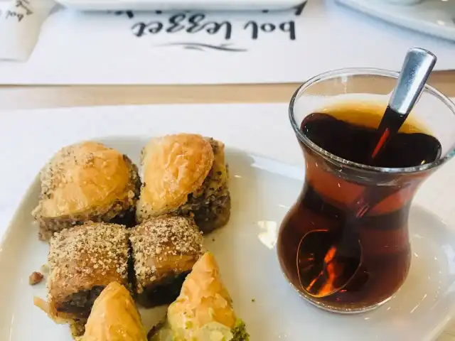 Erciyes Baklava Börek'nin yemek ve ambiyans fotoğrafları 9