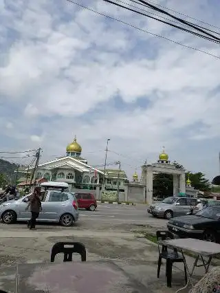 Ali Roti Canai Kari Kambing