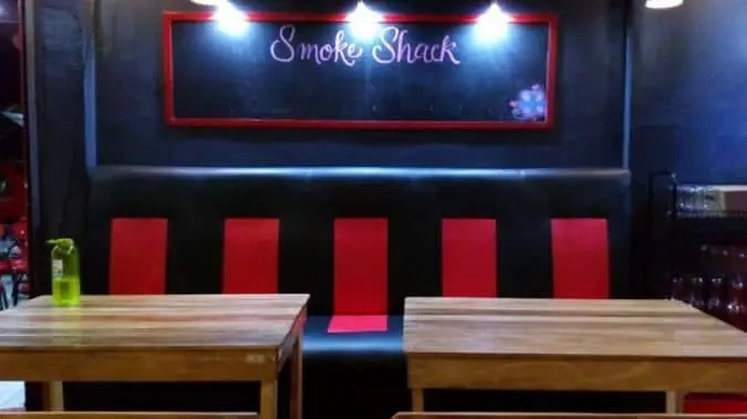 Smoke Shack Bar & Grill