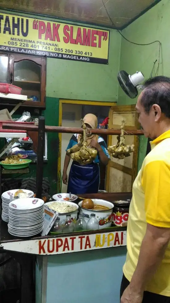 Gambar Makanan Kupat Tahu Pak Slamet 13