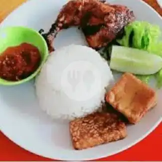 Gambar Makanan Ayam Geprek Mama Arsyam, Subur 8