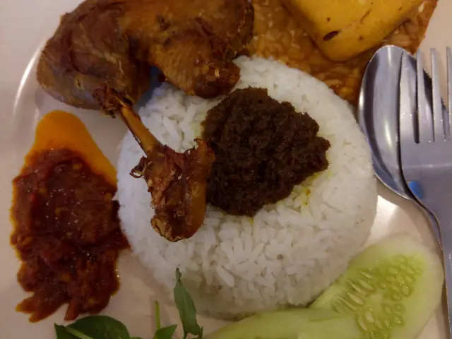 Gambar Makanan Pak Qomar - Bebek & Ayam Goreng 7