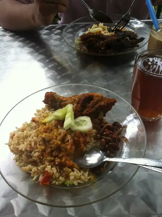 Pak Ya Bistro Food Photo 12