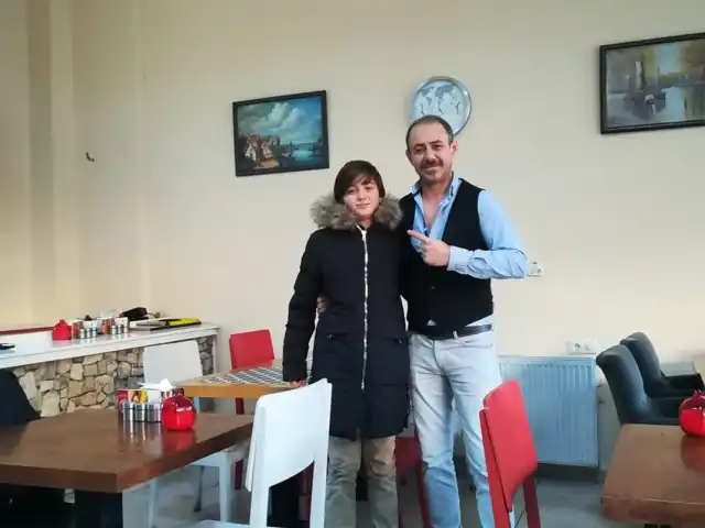 Şarlo Cafe'nin yemek ve ambiyans fotoğrafları 2