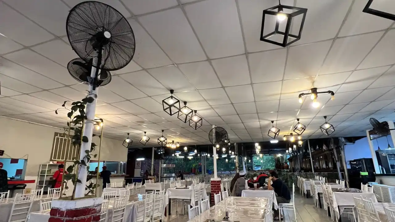 MZ Cafe @ Kpg Dato Abu Bakar Baginda, Bangi