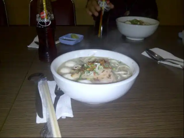 Gambar Makanan Bakso Ikan Singapore 7