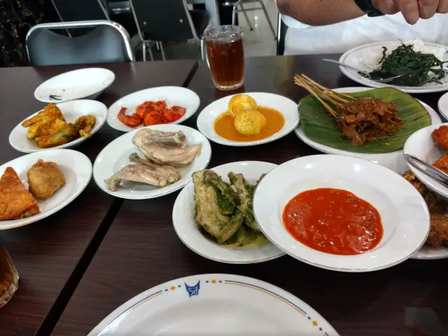 Gambar Makanan Restoran Sederhana SA 9