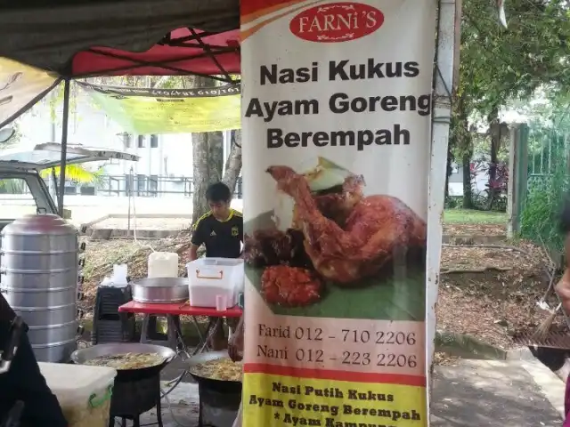 Farni's Nasi Kukus Ayam Dara Rempah Damansara Heights (Bukit Damansara)
