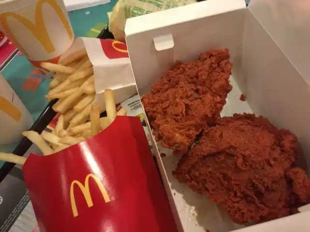 McDonald's & McCafé Food Photo 15