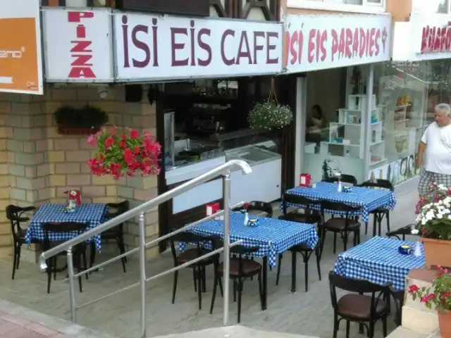İSİ EİS CAFE'nin yemek ve ambiyans fotoğrafları 8