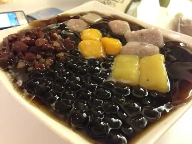 Black Ball Original Taiwanese Tea & Dessert Food Photo 2