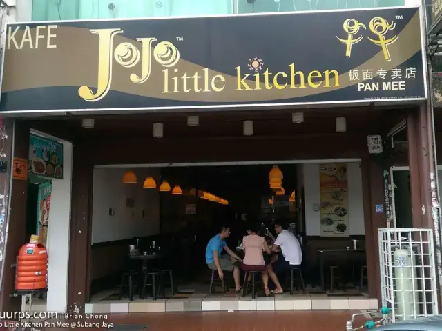 Jojo Little Kitchen Food Photo 4