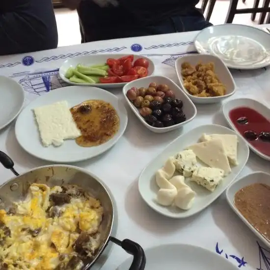 Van Kahvalti Sofrasi'nin yemek ve ambiyans fotoğrafları 1