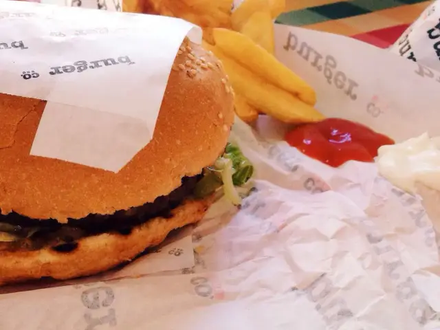 the burger company'nin yemek ve ambiyans fotoğrafları 49
