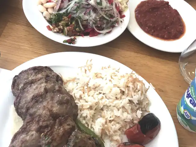 Karaköy Gedikli Köfte'nin yemek ve ambiyans fotoğrafları 65