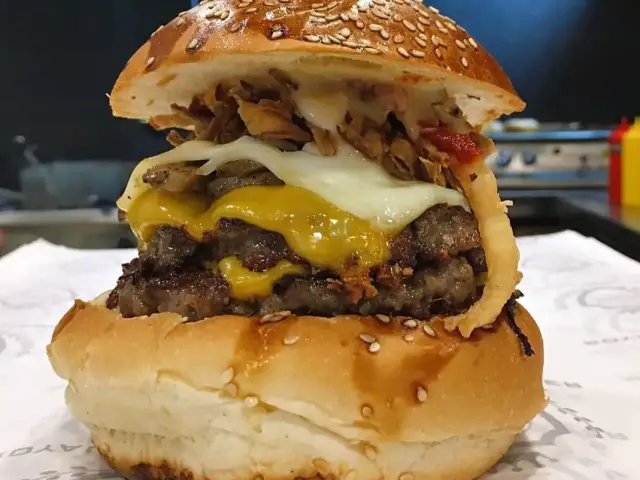 Royal Burger'nin yemek ve ambiyans fotoğrafları 6