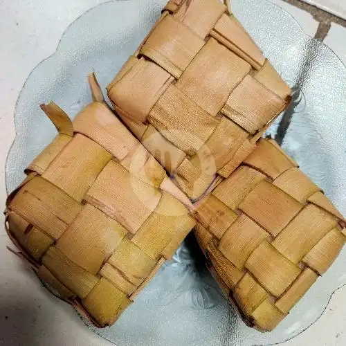 Gambar Makanan Ketupat Sayur Uda Jafril 7