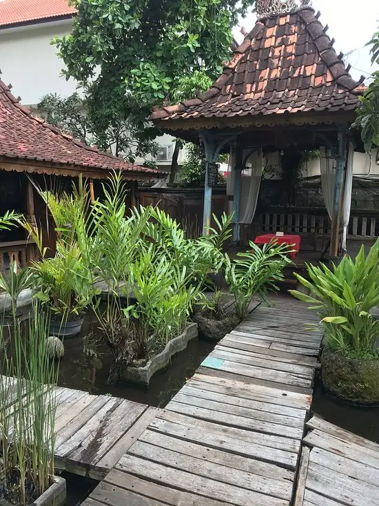 Gambar Makanan Kampung Bule Restaurant 6