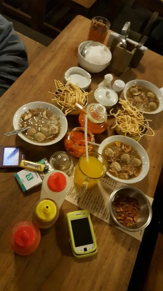 Gambar Makanan Bakso Soun dan Mie Ayam Lodaya 65 12