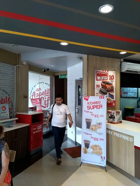 Gambar Makanan KFC Kuta Square 6