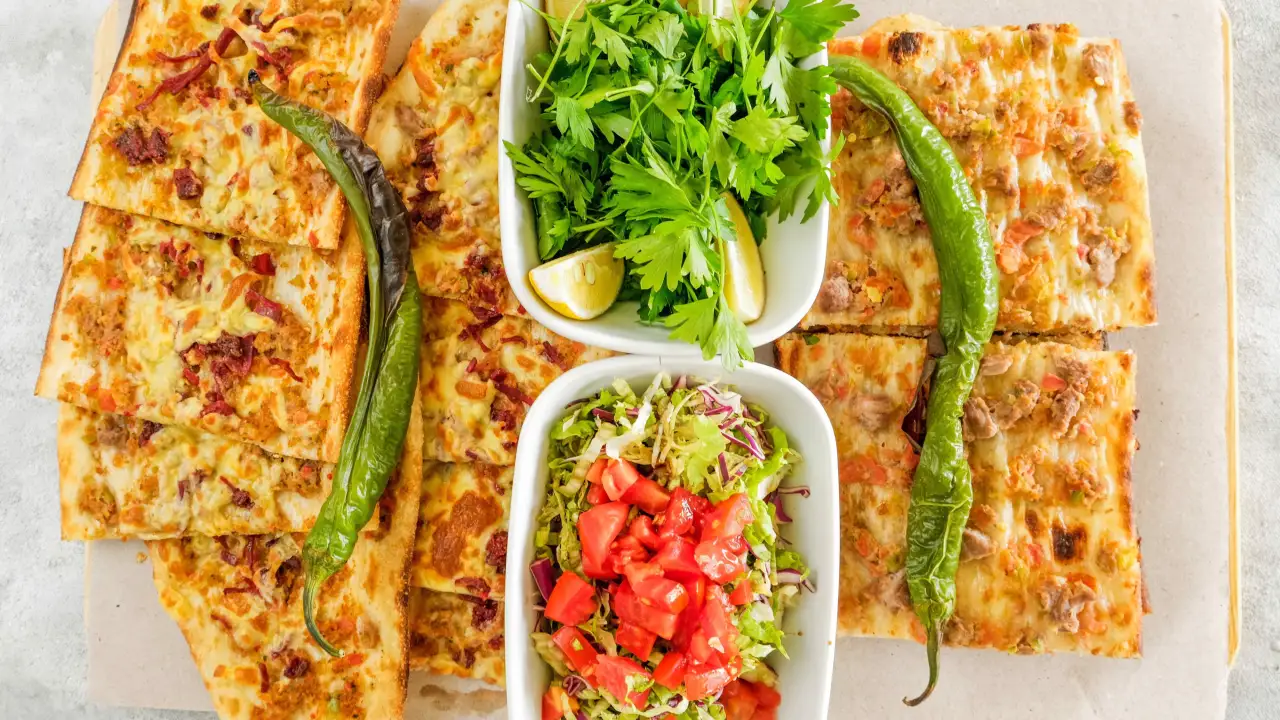 Yeşil Talas Pide & Lahmacun