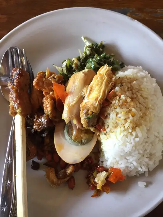 Gambar Makanan Nasi Ayam Ibu Mangku 17