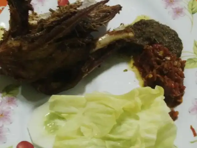 Gambar Makanan Bebek Goreng Surabaya Ibu Sutami 16