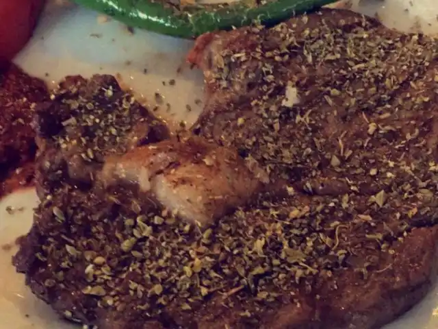 Köfteci Kehribar Mustafa'nin yemek ve ambiyans fotoğrafları 3