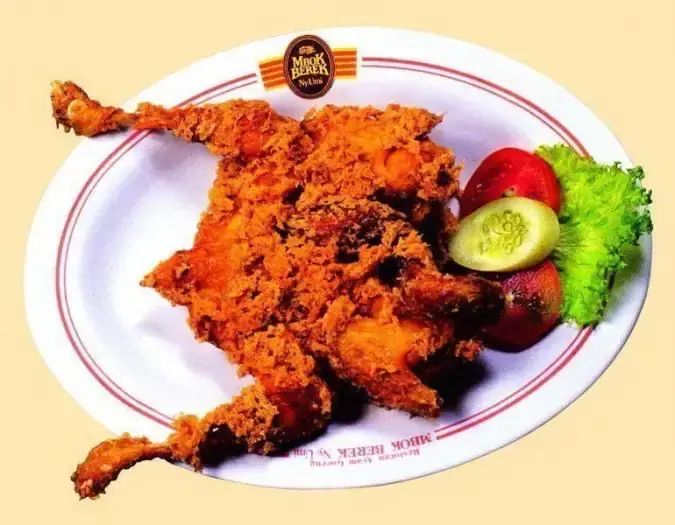 Ayam Goreng Mbok Berek Ny. Umi