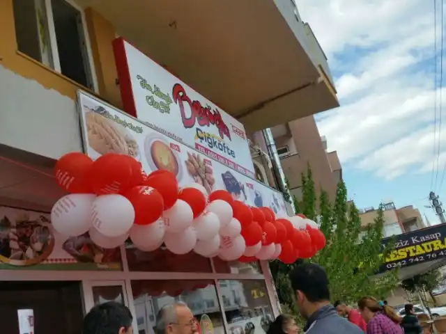 Beyoğlu Çiğ köfte cafe Kavaklı'nin yemek ve ambiyans fotoğrafları 4