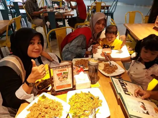 Gambar Makanan House of Wok Plaza Marina 11