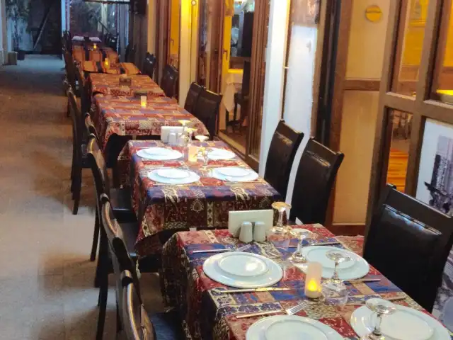 Old Ottoman Cafe & Restaurant'nin yemek ve ambiyans fotoğrafları 4